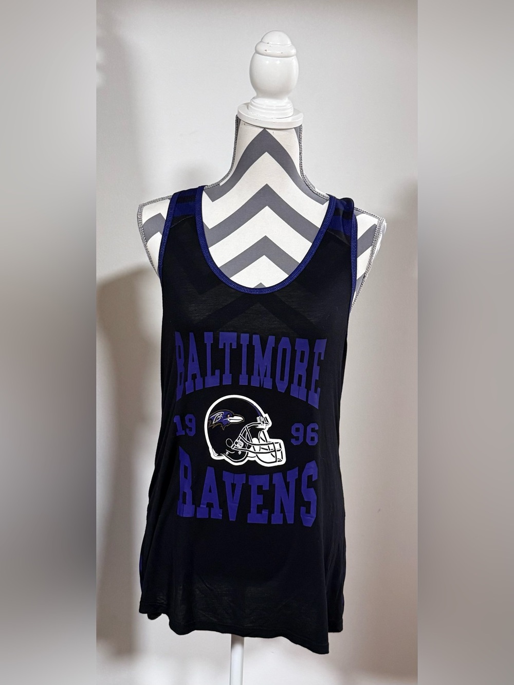 NFL Team Apparel Women's Baltimore Ravens Women’s Tank Top Size Large